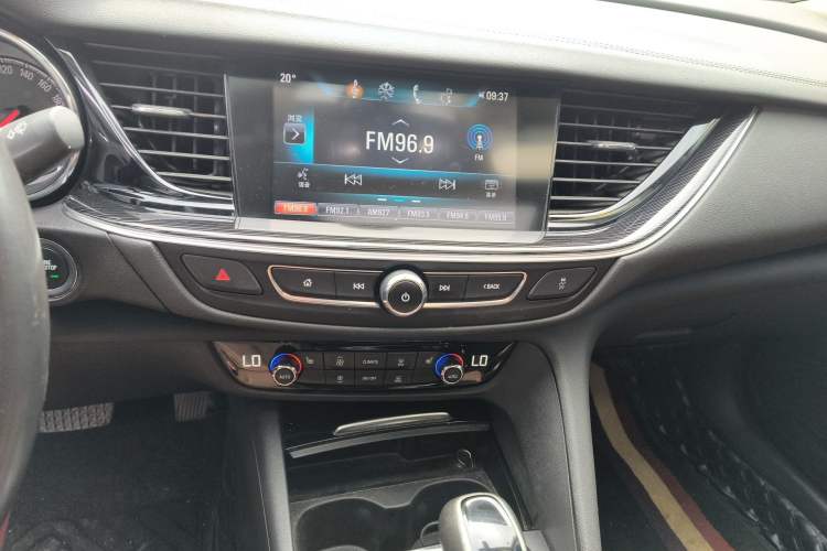 Used Buick Regal 2017 20T Luxury Model