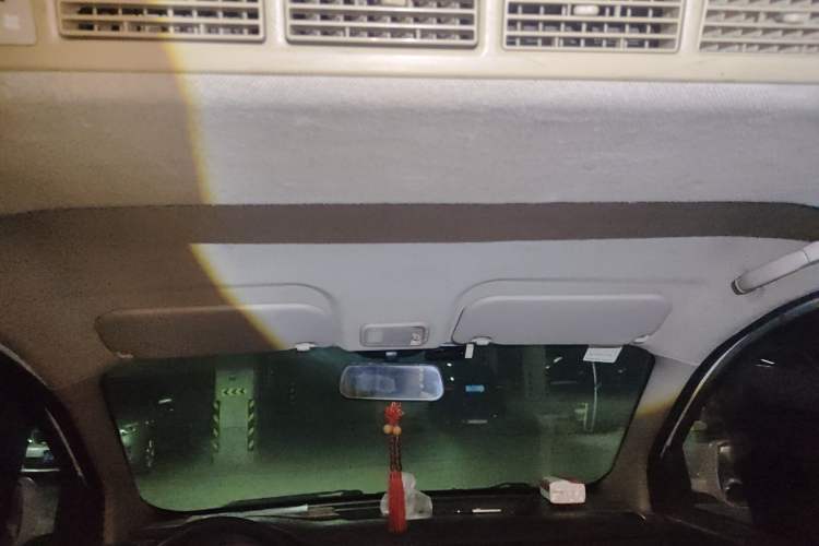 Used Wuling Rongguang V 2015 1.5L Standard Version Headliner