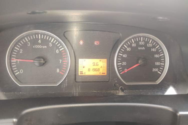 Used FORTHING Lingzhi 2015 M3 1.6L 7-Seater Comfort Model