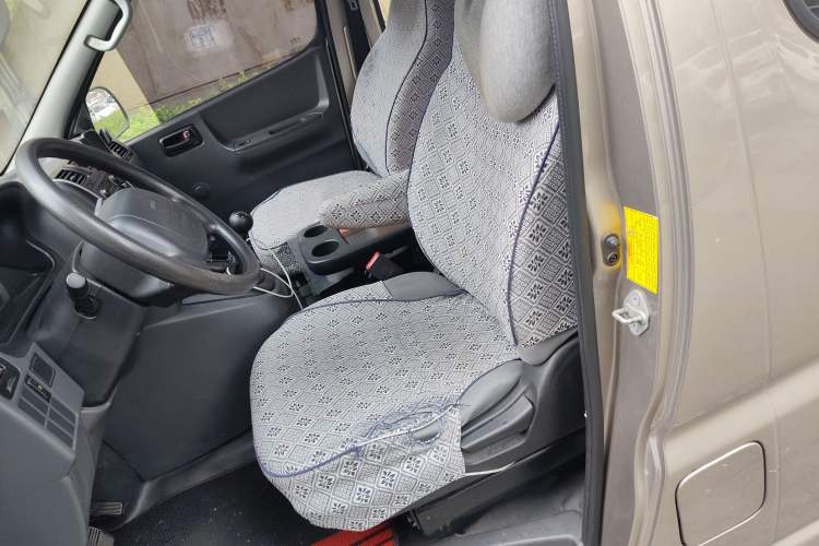 Used Jinbei Grace 2016 2.0L Express Utility Model
