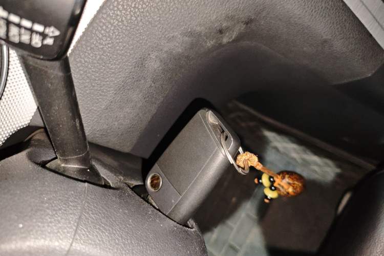 Used Volkswagen Golf Sportsvan 2016 180TSI Automatic Trend Model Vehicle Key