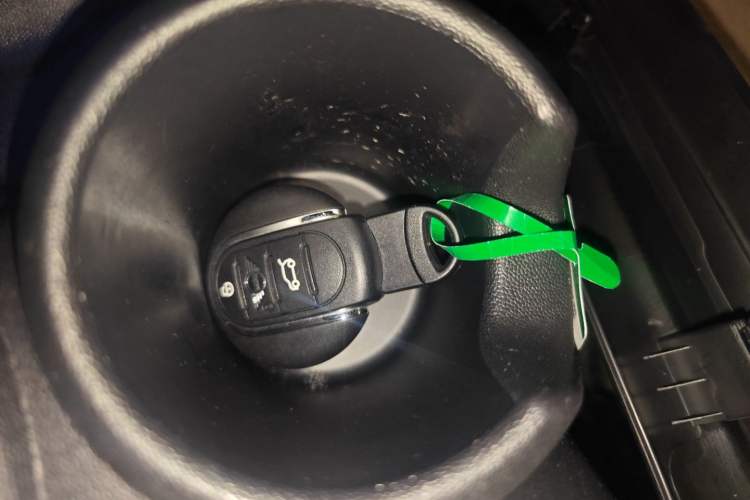 Used MINI 2022 Updated 2.0T COOPER S Artist Vehicle Key