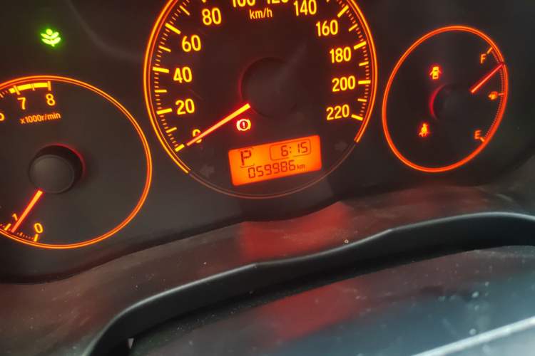 Used Honda Gienia 2017 1.5L CVT Classic Edition Odometer Close Up