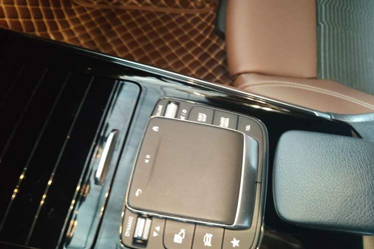 Used Mercedes-Benz B-Class 2020 B 200 Sport Edition Interior 1