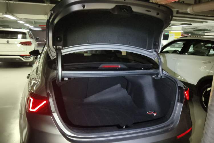 Used Kia K3 2021 Revised Version 1.4T DCT GT-Line Intelligent Drive Sport Edition
