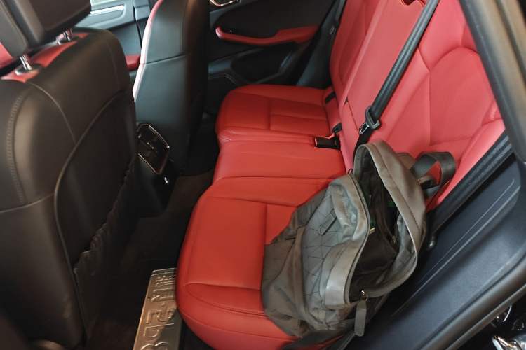 Used Porsche Macan 2021 Macan 2.0T
