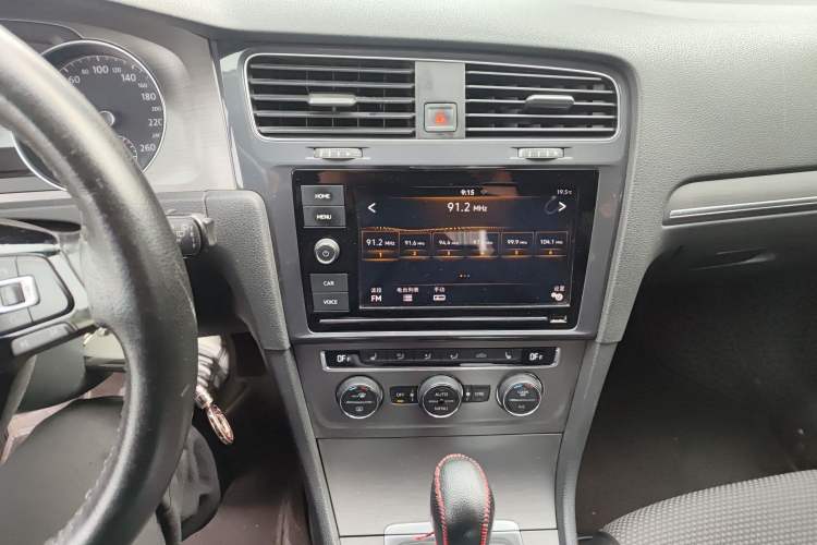 Used Volkswagen Golf 2015 1.4TSI Automatic Comfort Model