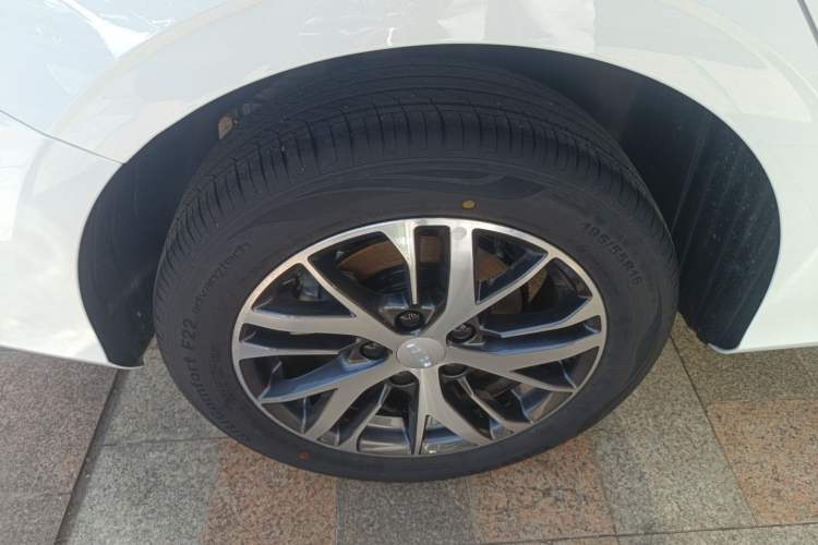 Used Geely Auto Emgrand 2026 Model 4th Generation 4 Millionth Anniversary Model 1.5L CVT Starry Edition
