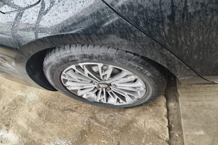 Used Hongqi H5 2024 1.5T DCT Smart Connect Flagship Edition