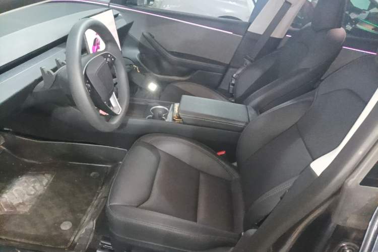 Used Tesla Model 3 2025 Rear-Wheel-Drive Version