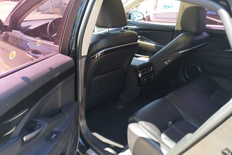 Used Geely Auto Emgrand GT 2015 1.8T Premium Model Left Rear Seat