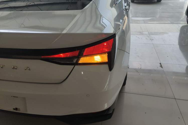 Used Hyundai Elantra 2021 1.5L CVT GLX Elite Edition
