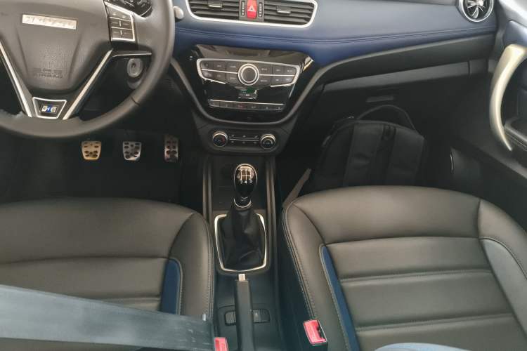 Used Haval H1 2016 Blue Label 1.5L Manual Luxury Model
