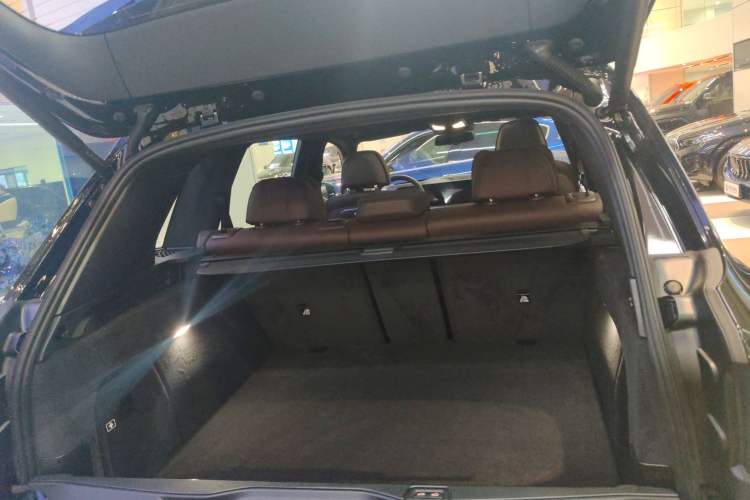 Used BMW X5 2022 Restyled xDrive 40Li M Sport Package
