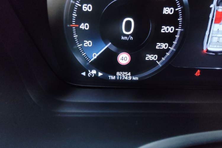 Used Volvo XC90 New Energy 2019 E-Drive Hybrid T8 Prestige 7-Seater China VI Standard
