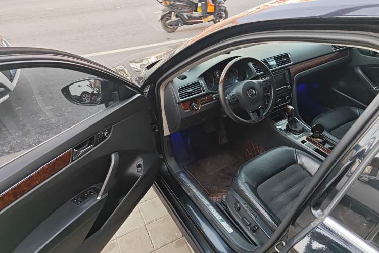 Used Volkswagen Passat 2011 2.0 TSI DSG Ultimate Edition
