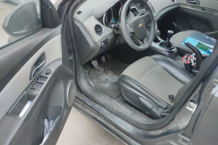 Used Chevrolet Cruze 2012 1.6L SE MT
