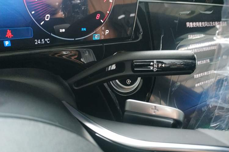 Used Mercedes-Benz E-Class 2026 E 300 L Luxury Gear Lever