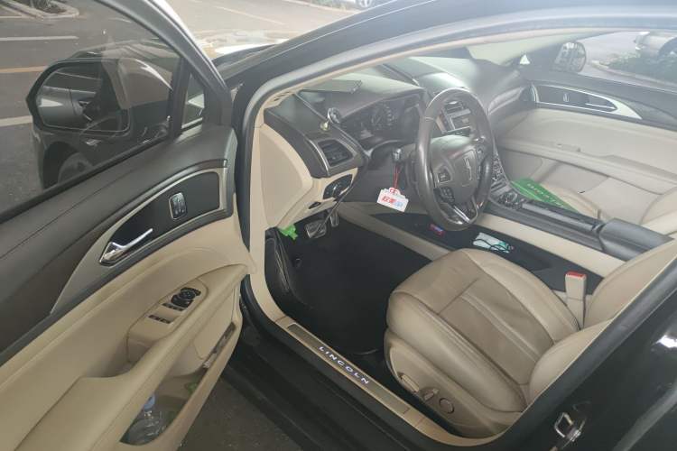 Used Lincoln MKZ 2017 2.0T Luxury Edition