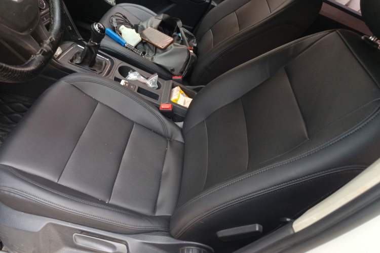 Used Volkswagen Touran 2016 Volkswagen Touran L 280TSI Manual Trend Edition
