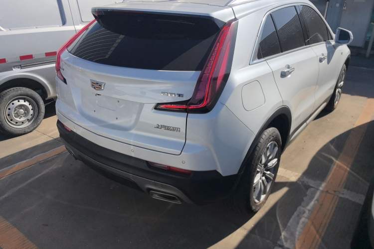 Used Cadillac XT4 2022 28T Two-Wheel Drive Prestige Version