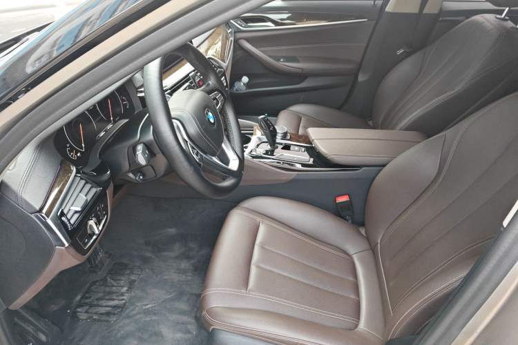 Used BMW 5 Series 2019 Facelifted 525Li Luxury Package