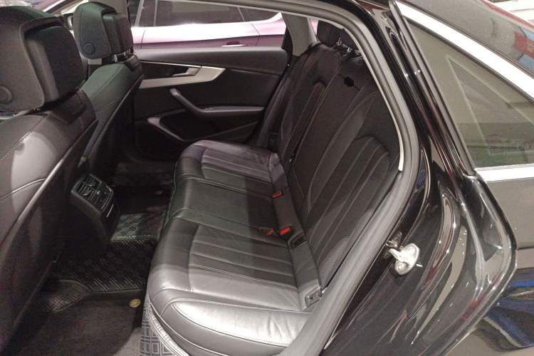 Used Audi A4L 2020 40 TFSI Luxury Dynamic Model