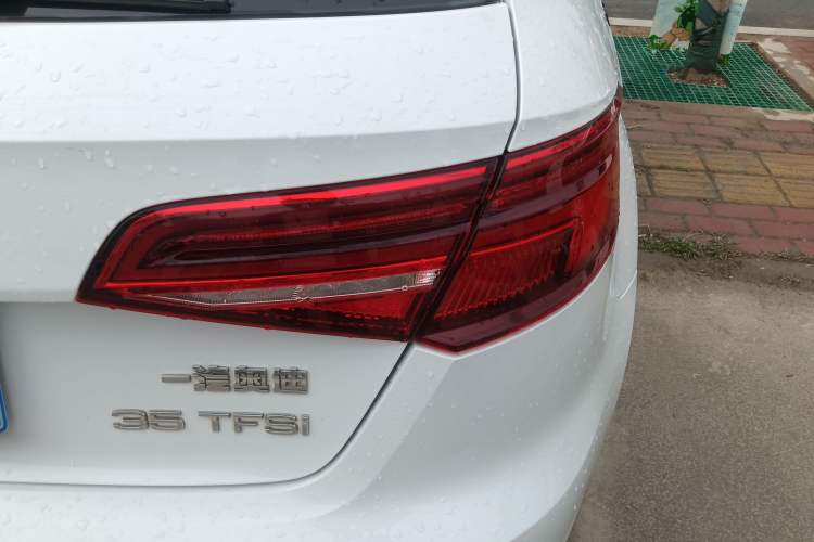 Used Audi A3 2018 30th Anniversary Edition Sportback 35 TFSI Ambition Model Exterior 3