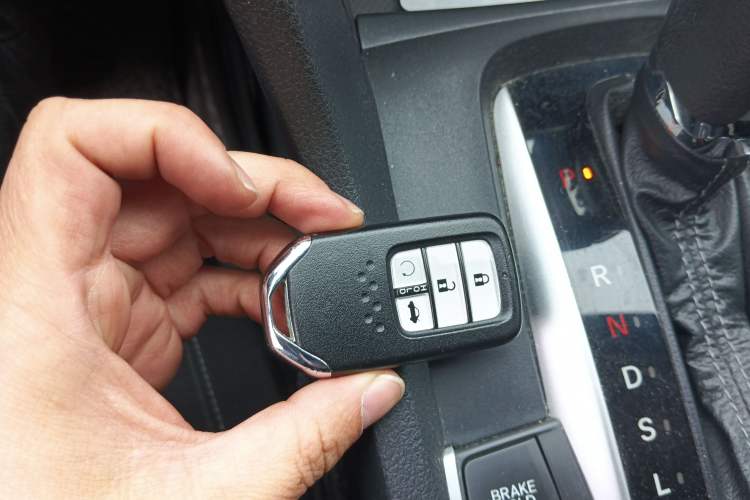 Used Honda Civic 2019 220TURBO CVT Dynamic Edition China VI Emission Standard Vehicle Key