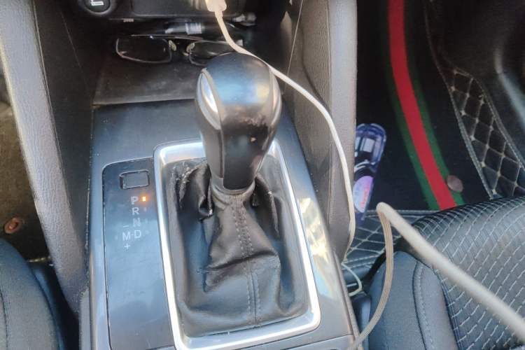 Used Mazda CX-5 2015 2.0L Automatic Two-Wheel Drive Urban Version
