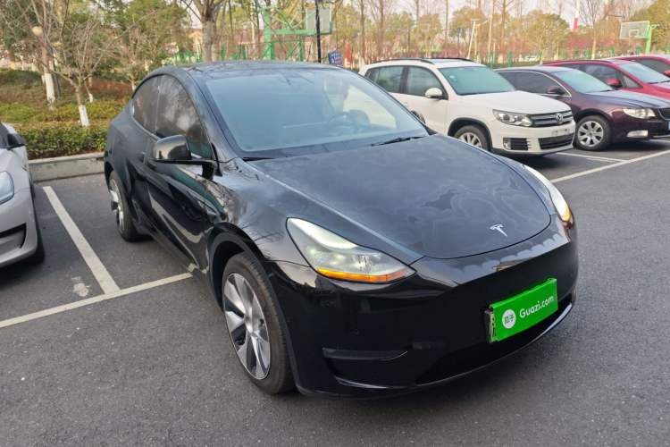 Used Tesla Model Y 2021 Long-Range All-Wheel-Drive Version