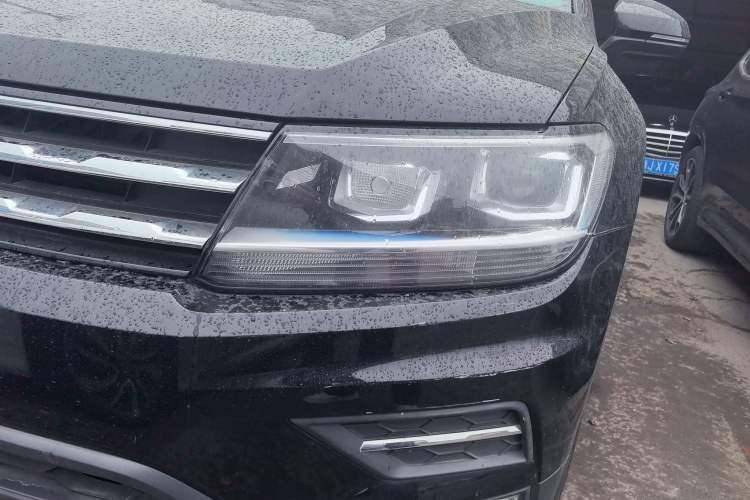 Used Volkswagen Tiguan L 2019 330TSI Automatic Two-Wheel Drive Panoramic Comfort Edition China VI Standard Left Front Headlight