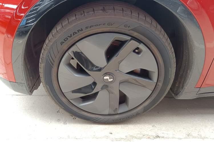 Used ONVO L60 2024 60 kWh Rear-Drive Version
