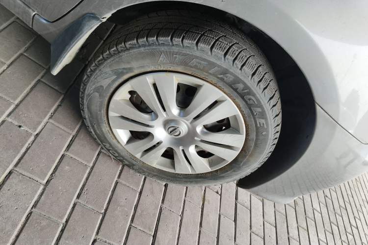 Used Nissan Livina 2015 1.6XE Manual Comfort Edition
