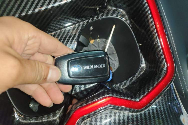 Used Toyota Wildlander 2022 Dual-Engine 2.5L E-CVT Two-Wheel Drive Luxury PLUS Edition
