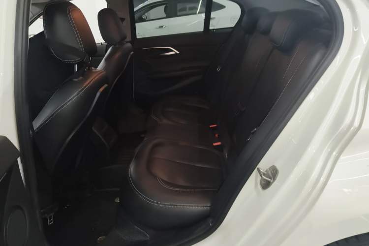 Used BMW 1 Series 2017 118i Fashion Model
