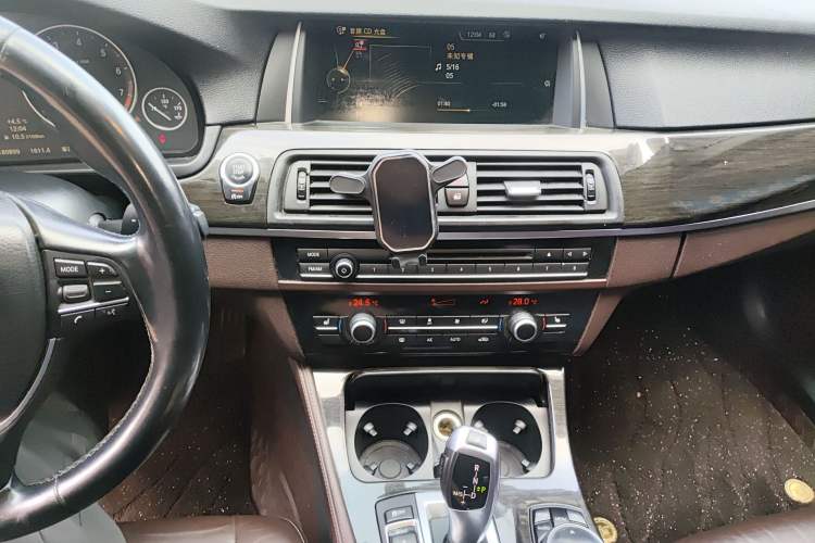 Used BMW 5 Series 2014 525Li Luxury Design Package