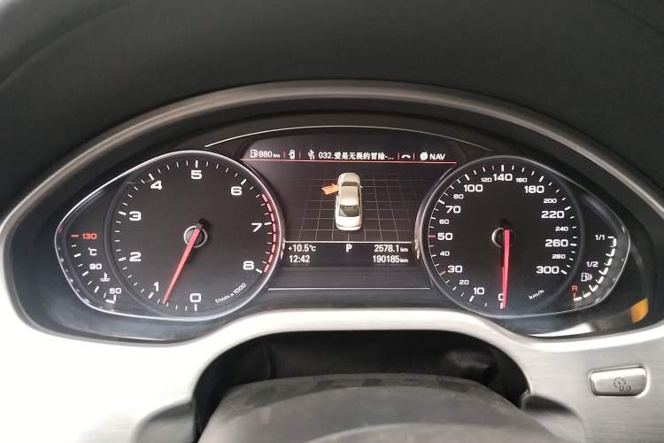 Used Audi A8 2012 A8L 45 TFSI quattro Comfort model
