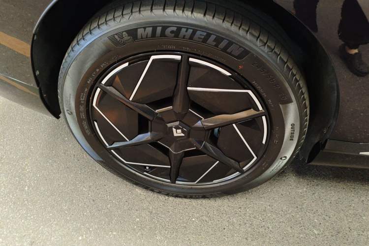 Used Hyptec HT 2024 825 Ultra-High Voltage LiDAR Edition