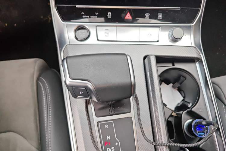 Used Audi A6L 2024 40 TFSI Luxury Dynamic Edition
