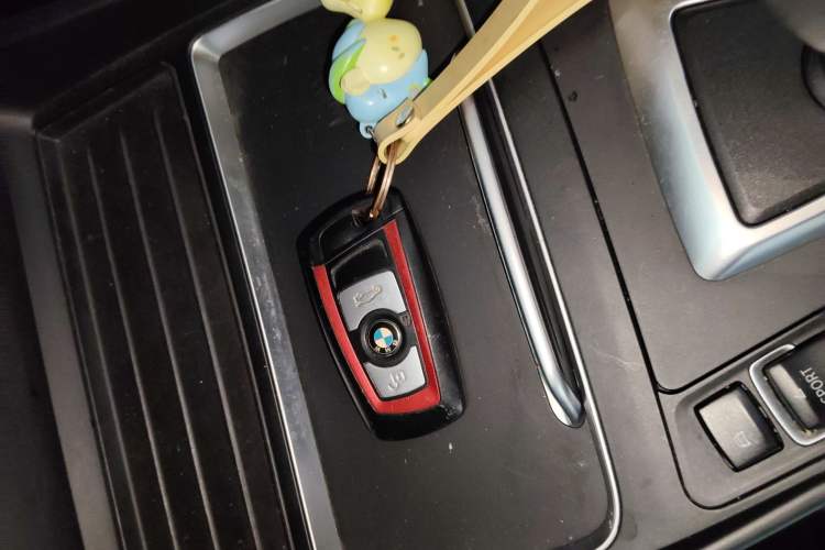 Used BMW 2 Series 2018 220i Convertible Coupe Sports Design Package