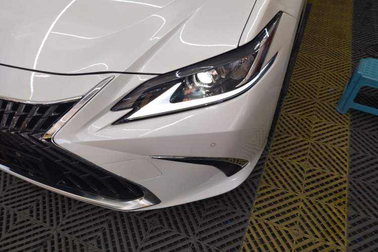 Used Lexus ES 2021 200 Excellence Edition