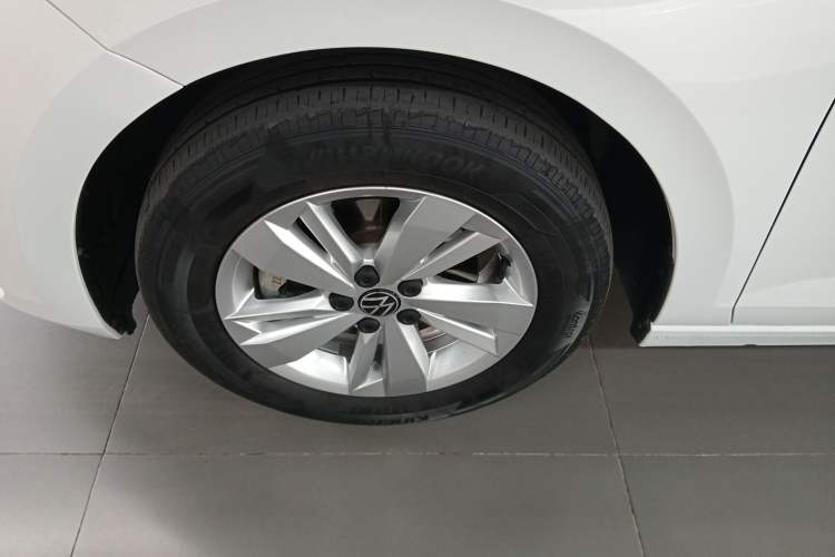 Used Volkswagen Polo 2023 Revised Plus 1.5L Automatic – Enjoy Life Edition Left Front Wheel Hub