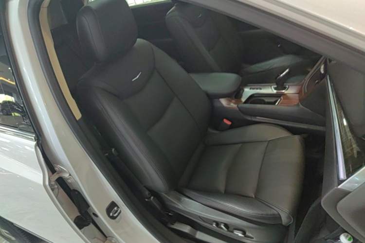 Used Cadillac XT5 2018 28T Four-Wheel Drive Luxury Model