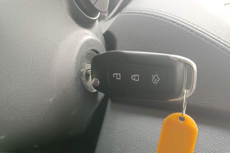 Used Ford Escort 2015 1.5L Automatic Fashion Model