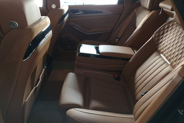 Used Hongqi H9 2022 2.0T Smart Connect Flagship Edition Left Rear Seat