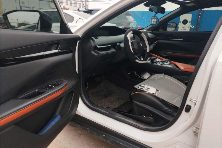 Used CHANGAN UNI-V 2022 1.5T Prestige Version