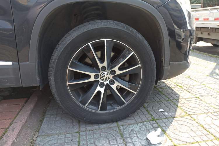 Used Volkswagen Tiguan L 2015 1.8TSI Automatic Two-Wheel Drive Luxury Model