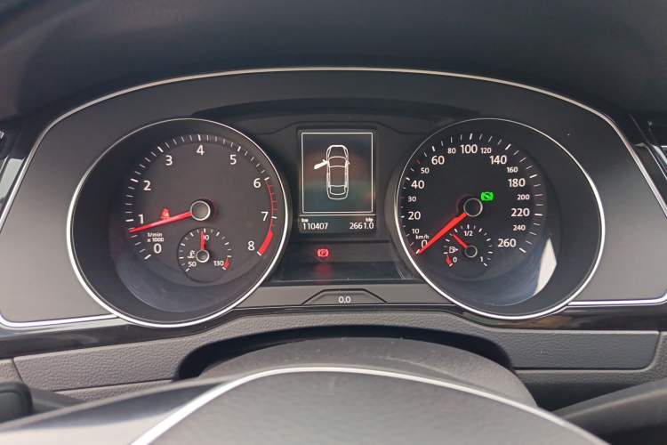 Used Volkswagen Magotan 2017 330TSI DSG Leading Model Instrument Cluster