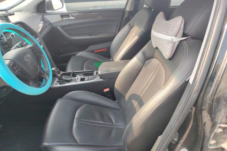 Used Hyundai Sonata Plug-in Hybrid 2018 2.0 PHS Smart Connect Version China VI Standard Left Front Seat